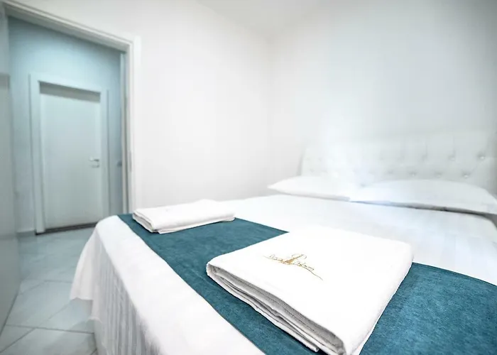 Апарт-отель Royal Palace